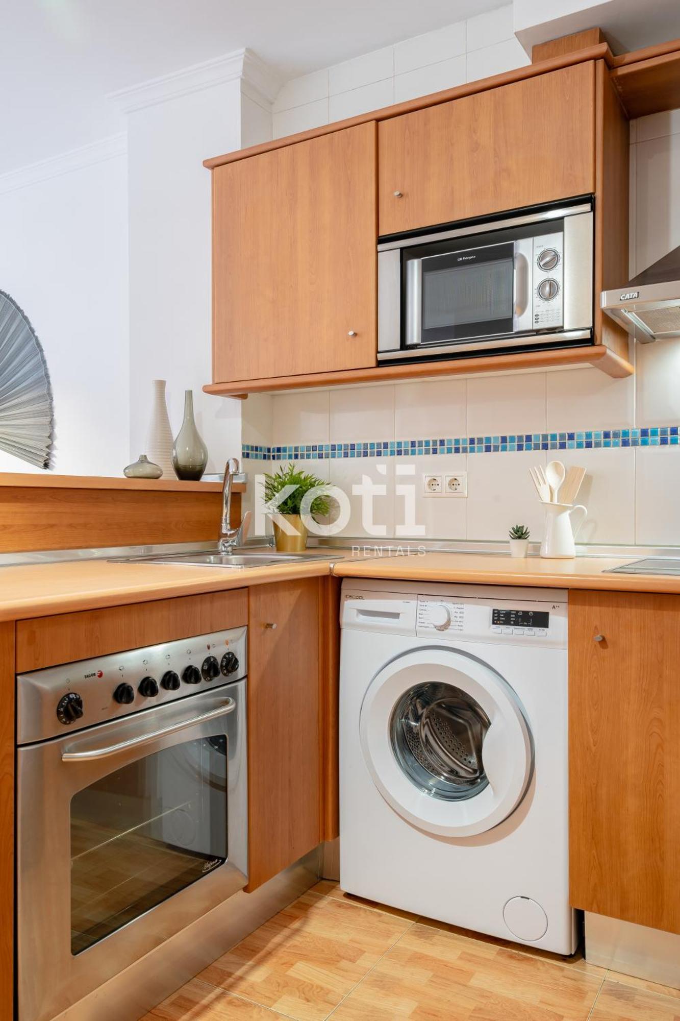 Koti Rentals - Sandy Beach Apartment 丰希罗拉 外观 照片