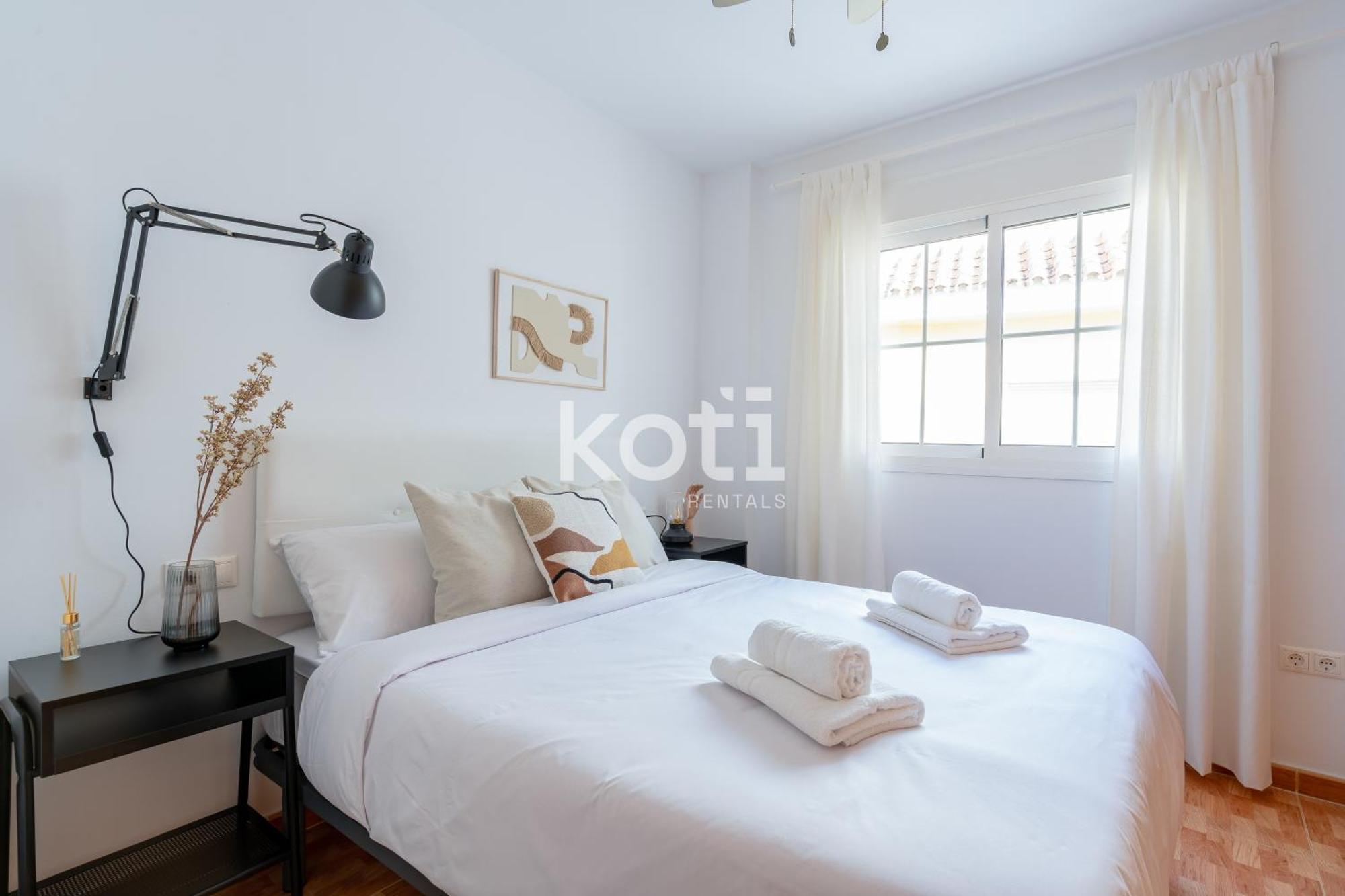 Koti Rentals - Sandy Beach Apartment 丰希罗拉 外观 照片